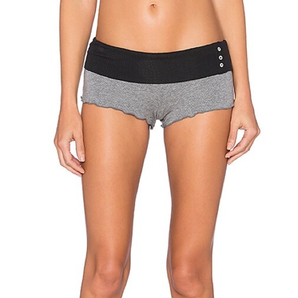 Beach bunny love haus barely there cage 4pc bra long sleeve crop, shorts & pants - Picture 9 of 13